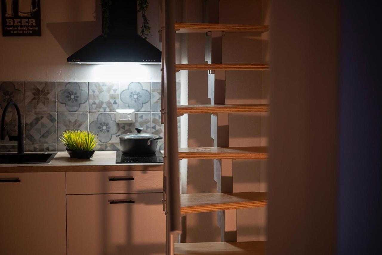 Asmara Exclusive "Loft Industrial" Apartment Brindisi Bagian luar foto