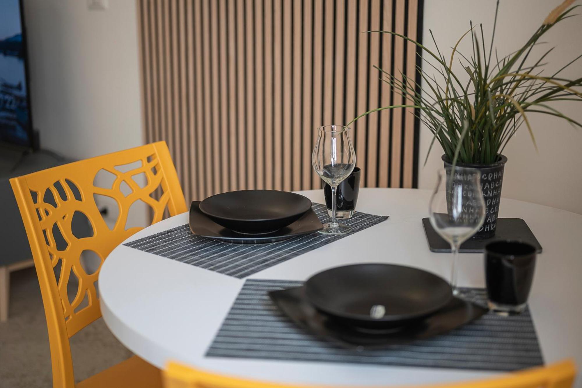 Asmara Exclusive "Loft Industrial" Apartment Brindisi Bagian luar foto